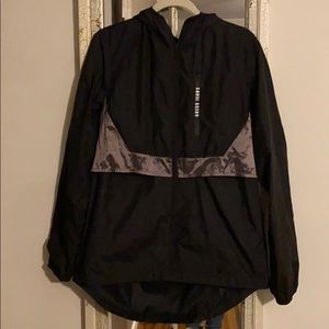 Guess windbreaker